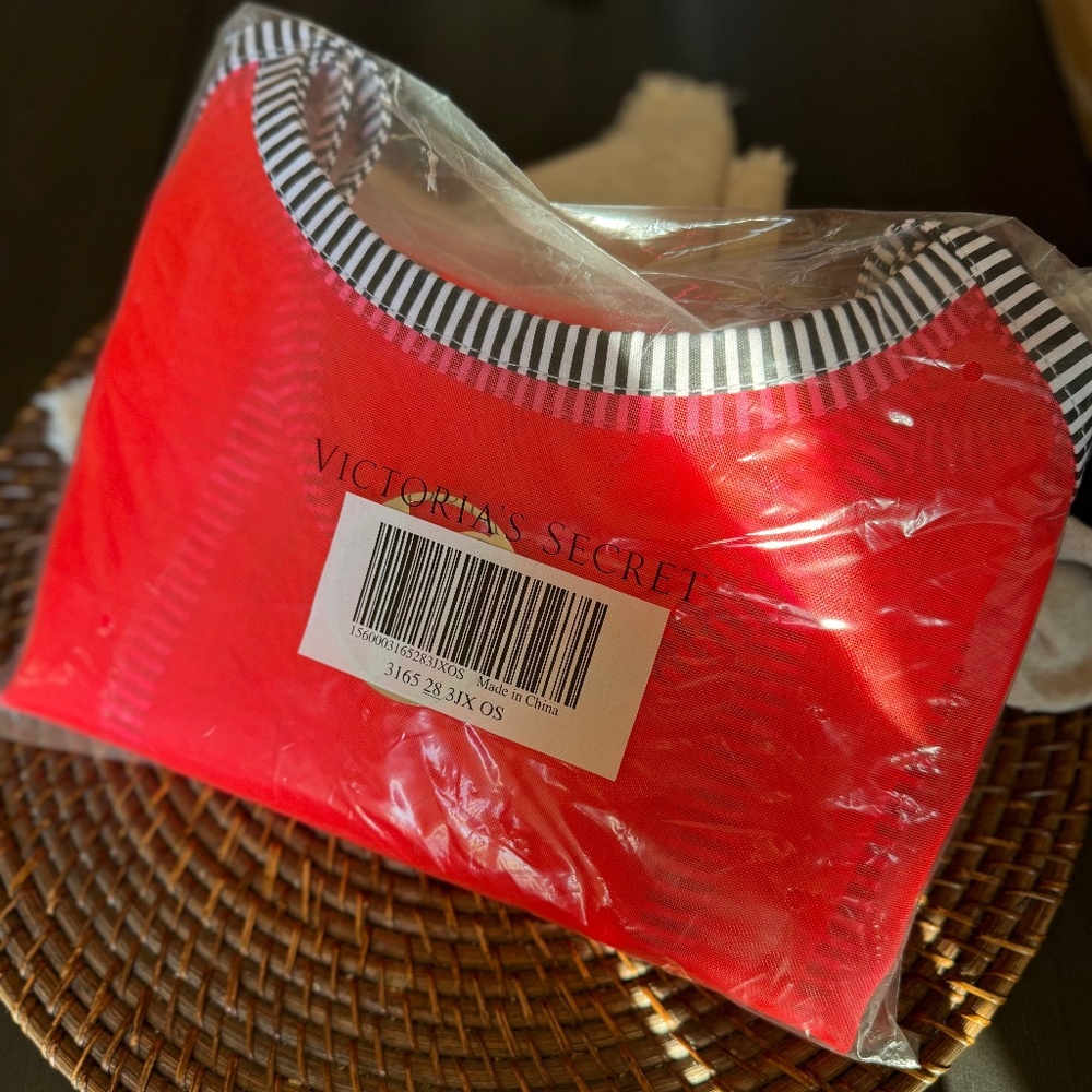Victoria’s Secret Beach/Pool Tote NWT